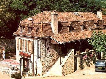 Le Victor Hugo - Hotel Et Restaurant - Logis Hotels Saint-Céré Exterior foto